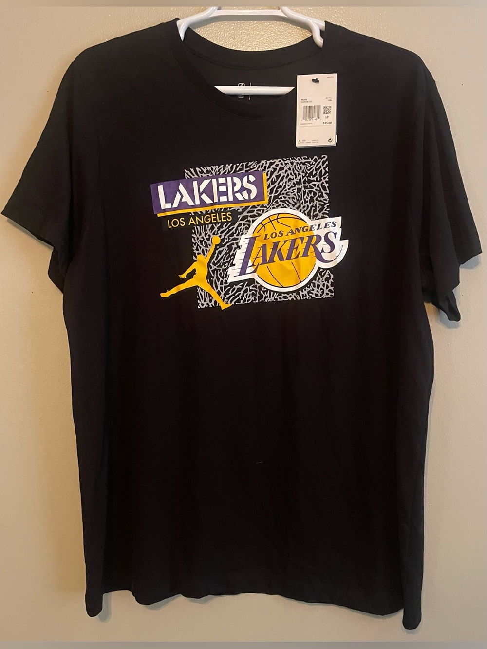 Los Angeles Lakers Black Graphic Tee with Yellow & Purple Logo 2XL